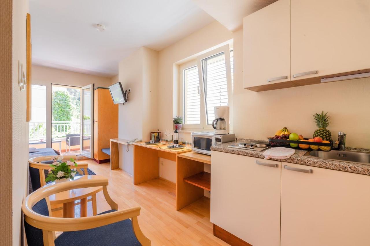 Apartel Park Osejava 4* Makarska
